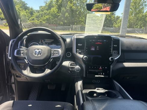 Used 2025 RAM 1500 Big Horn AWD/4WD image 25