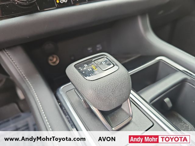 Used 2023 Nissan Pathfinder SL AWD/4WD image 24