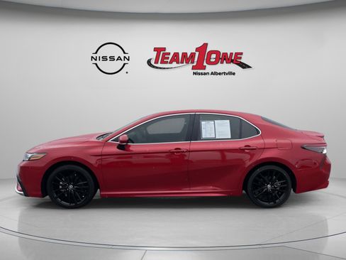 Used 2023 Toyota Camry XSE image 5