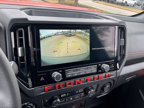 Certified 2025 Nissan Frontier PRO-4X w/ Interior Protection Package image 13