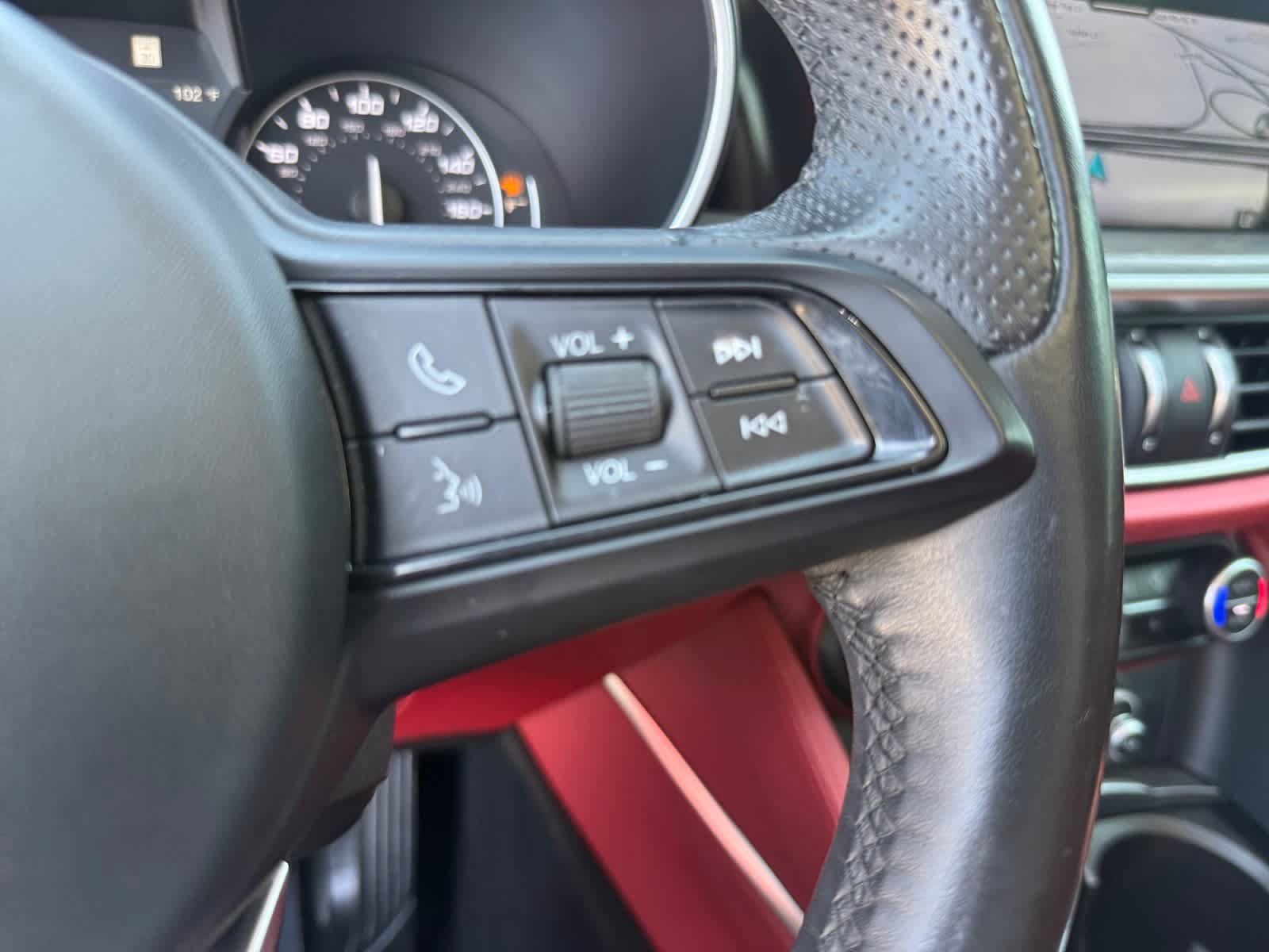 Used 2021 Alfa Romeo Stelvio Ti w/ Active Assist 2 Package TI AWD/4WD image 25