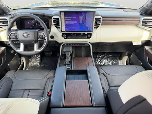 Used 2025 Toyota Tundra Capstone AWD/4WD image 13