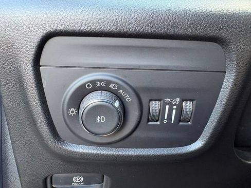 New 2026 Jeep Grand Cherokee Limited AWD/4WD image 11