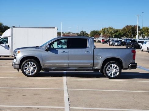Used 2024 Chevrolet Silverado 1500 High Country w/ Technology Package image 13