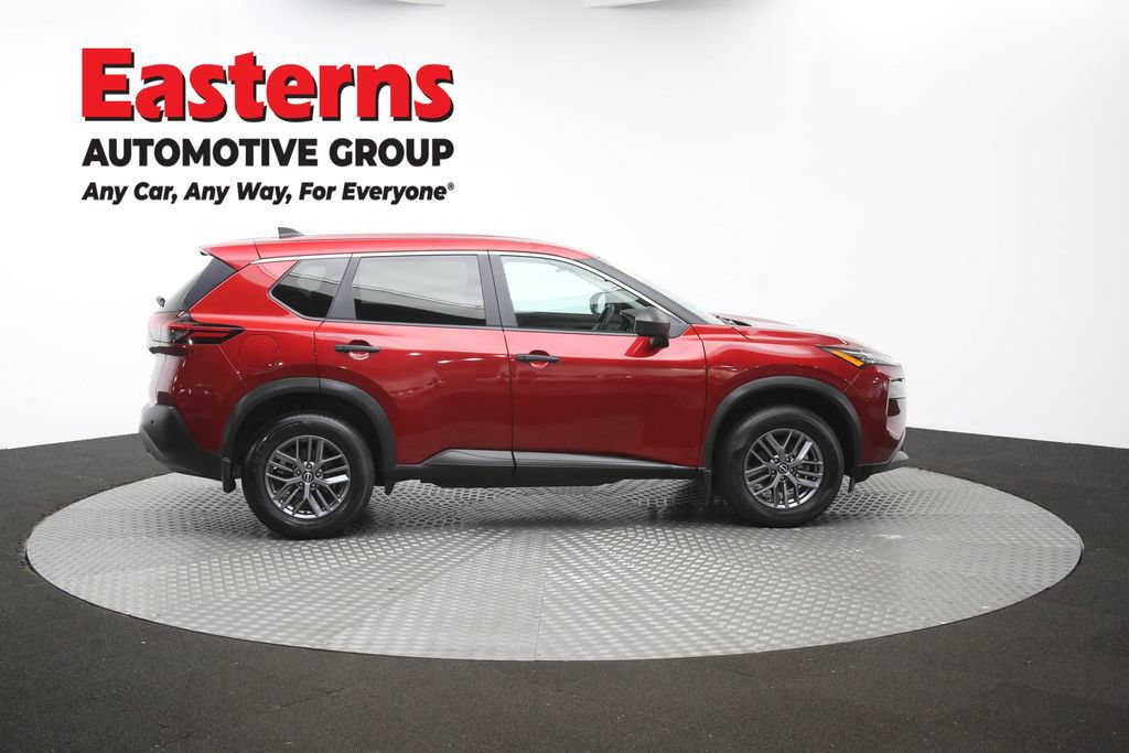 Used 2023 Nissan Rogue S AWD/4WD image 47