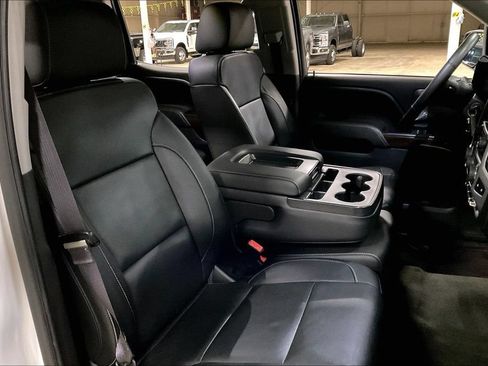 Used 2017 GMC Sierra 1500 SLT w/ SLT Preferred Package AWD/4WD image 7