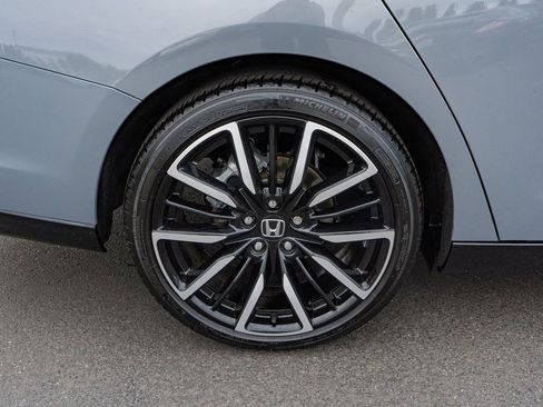 Certified 2025 Honda Accord Touring image 33