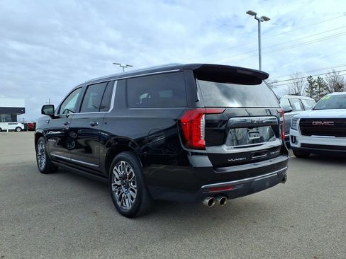 Certified 2023 GMC Yukon XL Denali Ultimate AWD/4WD image 7