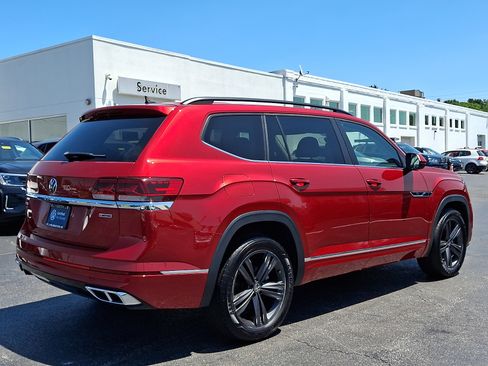 Certified 2021 Volkswagen Atlas SE w/ Panoramic Sunroof Package AWD/4WD image 6