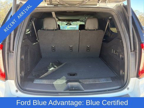 Used 2023 GMC Yukon XL AT4 w/ AT4 Premium Package image 17