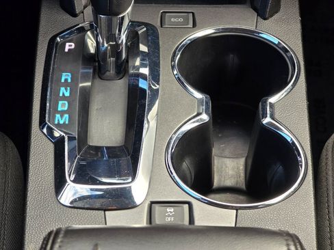 Used 2017 Chevrolet Equinox LT w/ Convenience Package image 34