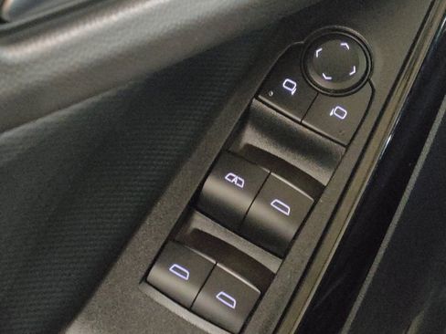 Used 2025 Chevrolet Equinox LT w/ Convenience Package II image 27