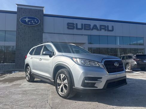 Used 2022 Subaru Ascent Premium w/ Convenience Package image 1