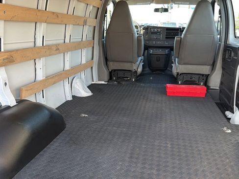 Used 2023 Chevrolet Express 2500 w/ Driver Convenience Package image 40