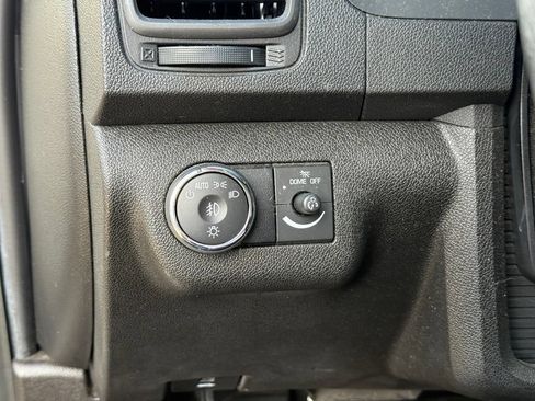 Used 2012 GMC Acadia SLE AWD/4WD image 17
