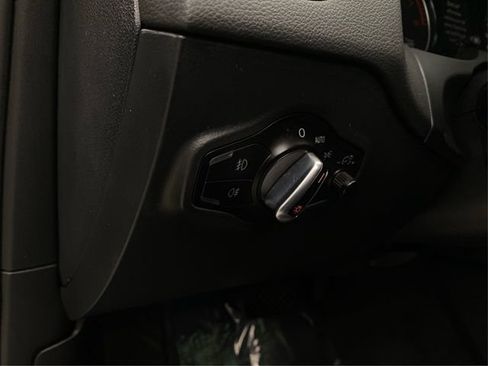 Used 2016 Audi Q5 2.0T Premium Plus w/ Technology Package AWD/4WD image 22