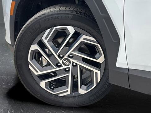 Used 2025 Hyundai Tucson Limited AWD/4WD image 39