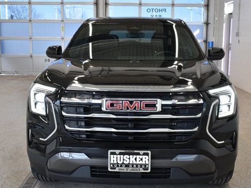 Used 2025 GMC Terrain Elevation image 3