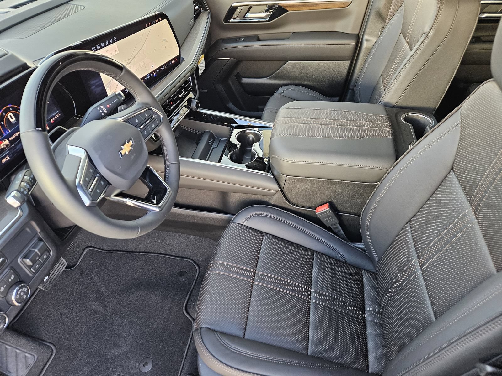 New 2026 Chevrolet Tahoe High Country AWD/4WD image 15