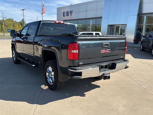 Used 2019 GMC Sierra 2500 SLT w/ Driver Alert Package image 3