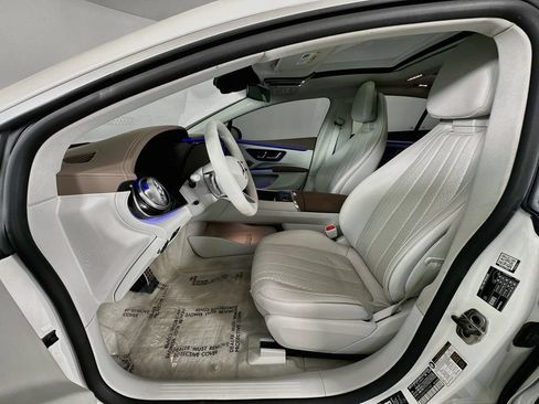 Certified 2023 Mercedes-Benz EQS 580 4MATIC Sedan image 21