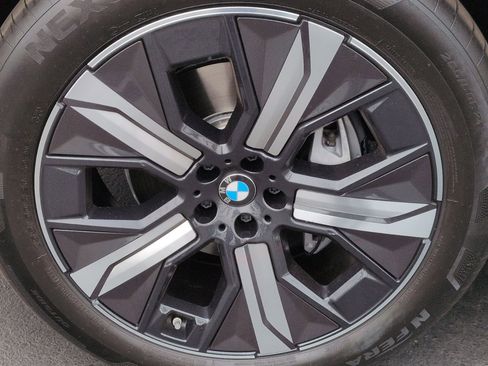 Used 2026 BMW iX xDrive45 AWD/4WD image 13