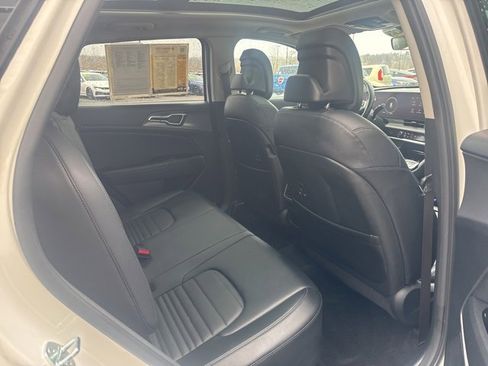 Certified 2023 Kia Sportage SX Prestige image 29