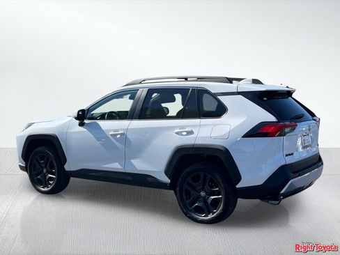 Used 2024 Toyota RAV4 Adventure AWD/4WD image 5