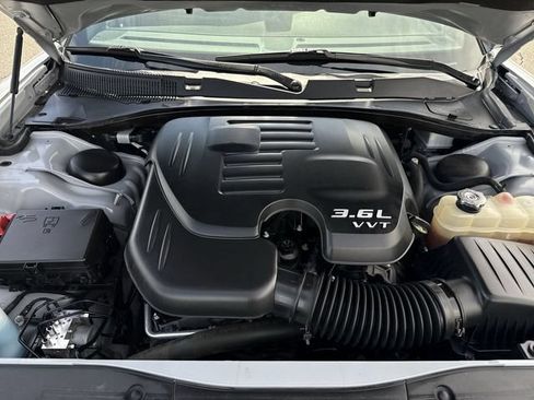 Used 2022 Dodge Charger SXT RWD image 24