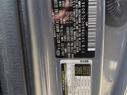 Used 2020 Kia Telluride S w/ S 8 Passenger Seating Package FWD image 36