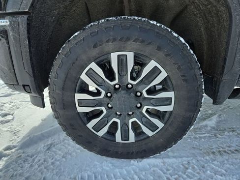 Used 2024 GMC Sierra 2500 Denali Ultimate image 7