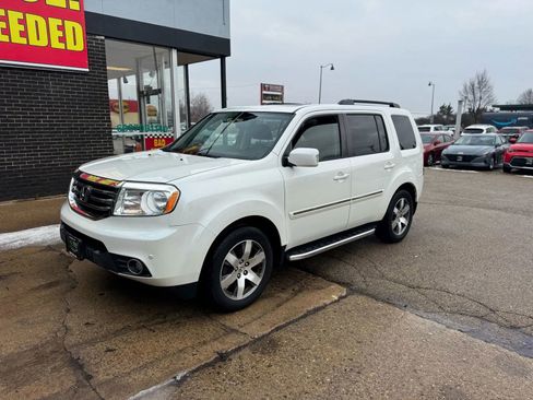 Used 2014 Honda Pilot Touring image 3