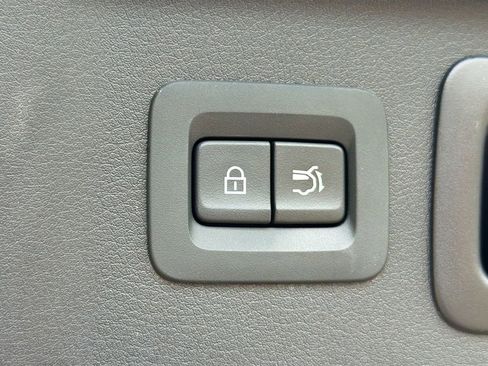 Used 2024 MAZDA CX-90 Plug-In Hybrid w/ Premium Pkg image 39