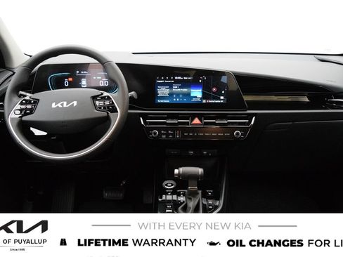 New 2026 Kia Niro EX FWD image 17