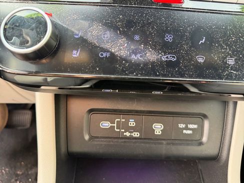 Used 2025 Hyundai Tucson Limited image 29