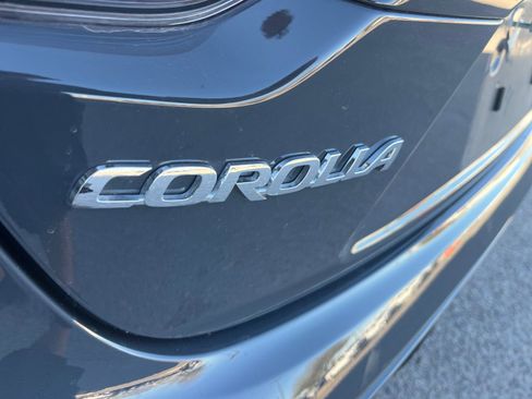 Used 2025 Toyota Corolla SE image 24