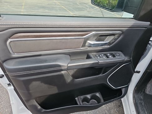 Used 2025 RAM 1500 Laramie w/ Sport Appearance Package AWD/4WD image 20