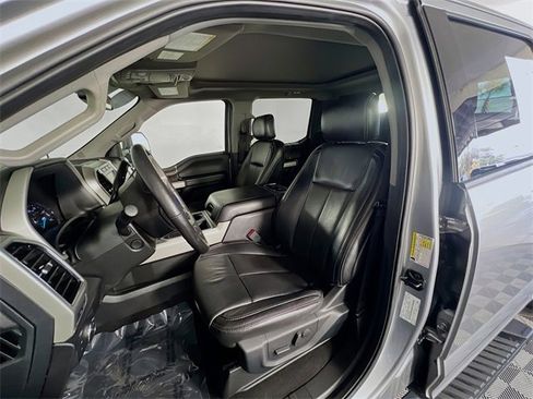 Used 2020 Ford F350 Lariat image 9