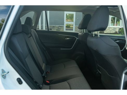 Used 2025 Toyota RAV4 XLE w/ Convenience Package AWD/4WD image 17