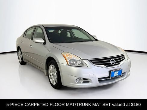 Used 2012 Nissan Altima 2.5 S FWD image 1