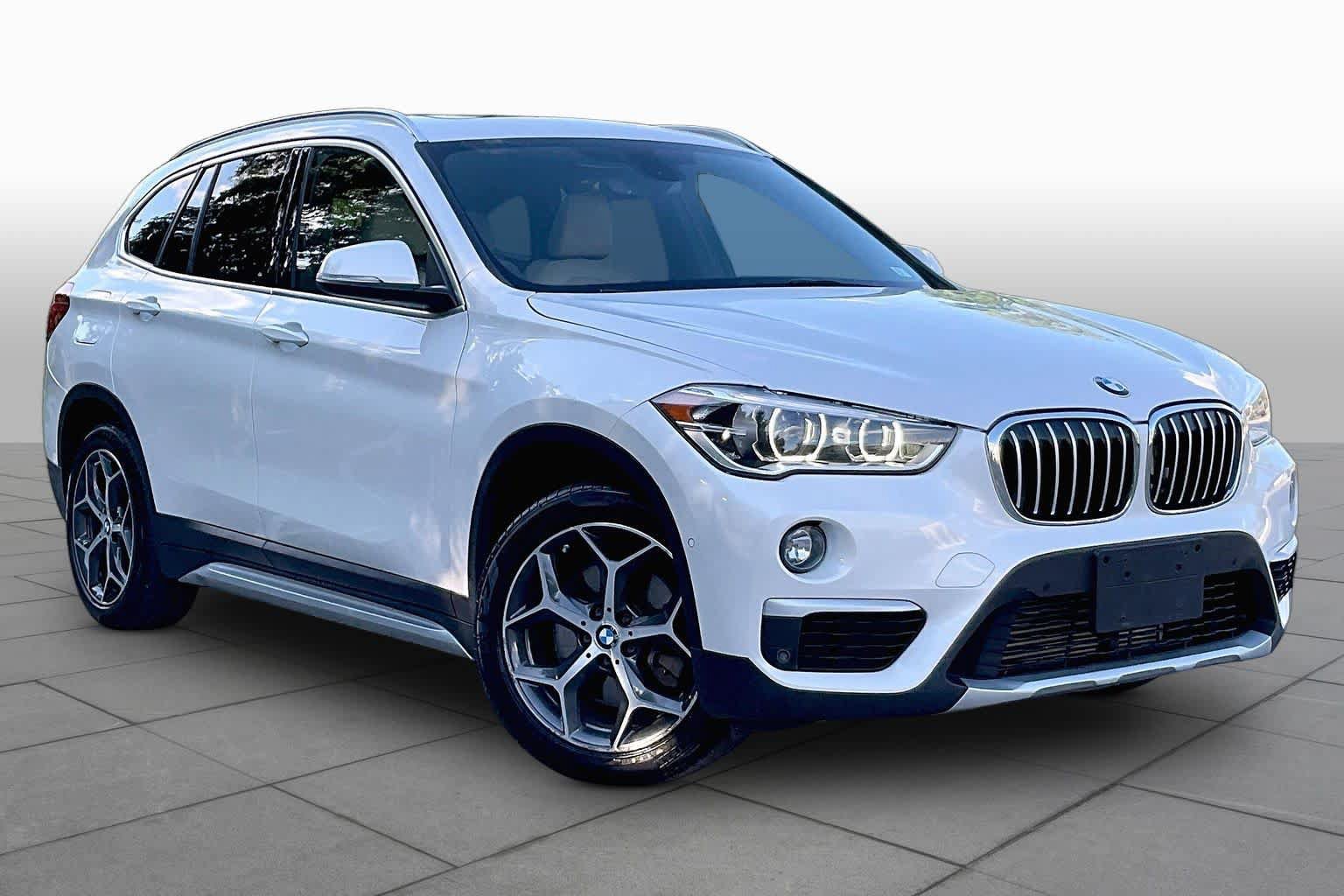 Used 2018 BMW X1 xDrive28i w/ Premium Package AWD/4WD image 2