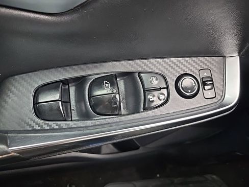 Used 2021 Nissan Sentra SR image 22