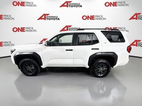 Certified 2026 Toyota 4Runner SR5 AWD/4WD image 5
