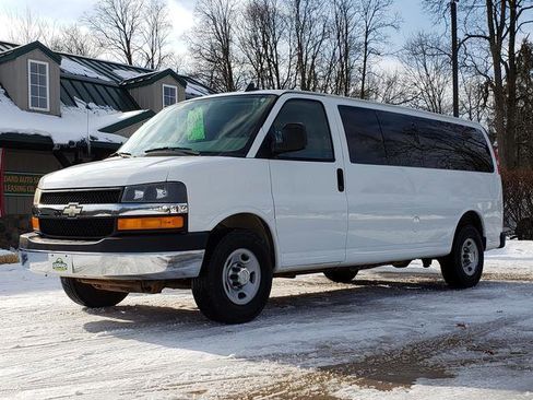 Used 2017 Chevrolet Express 3500 LT w/ LT Preferred Equipment Group image 1