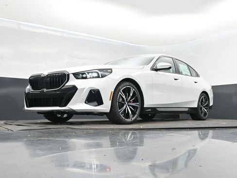 New 2026 BMW 530i w/ M Sport Package image 31