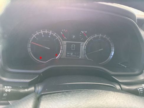 Used 2019 Toyota 4Runner SR5 Premium image 18