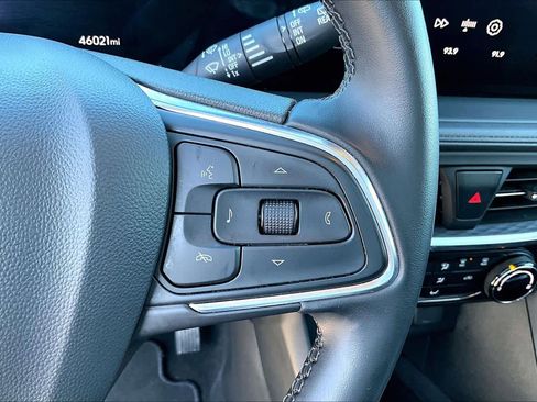 Used 2024 Buick Encore GX Sport Touring image 25