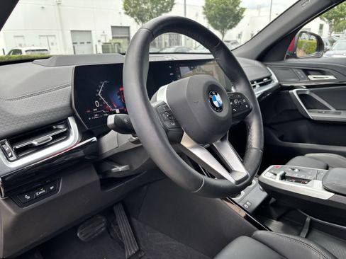 Certified 2025 BMW X2 xDrive28i AWD/4WD image 16