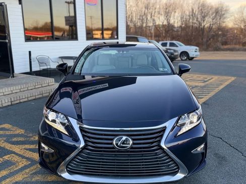 Used 2016 Lexus ES 350 ES 350 Sedan 4D w/ Navigation System Package image 2