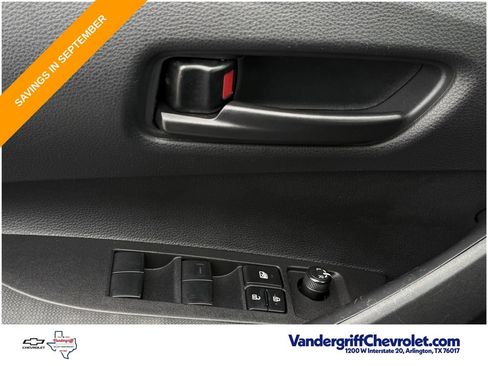 Used 2025 Toyota Corolla LE FWD image 20